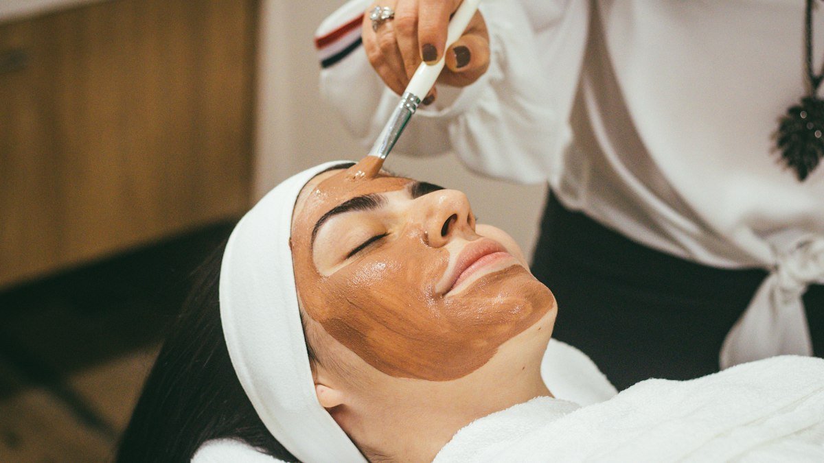 A Simple Skincare Routine for Glowing Skin